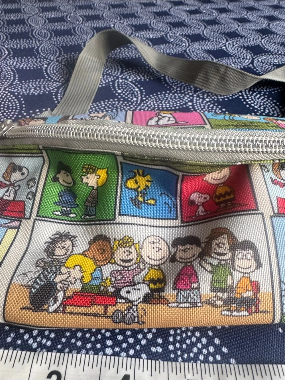 Peanuts Kids Comic-Print Fanny Pack with Gray Strap